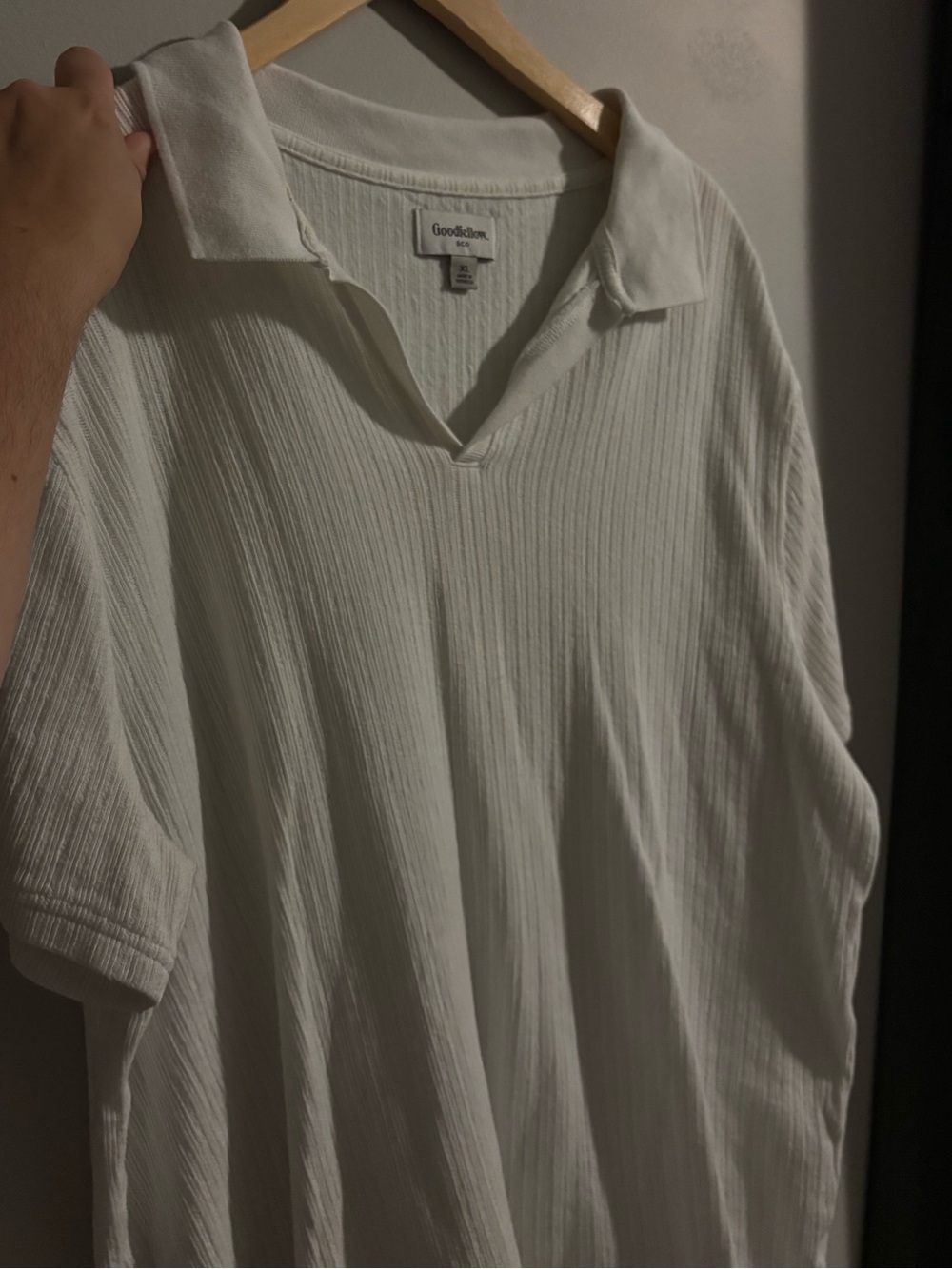Goodfellow & Co Cream Ribbed V‑Neck Polo